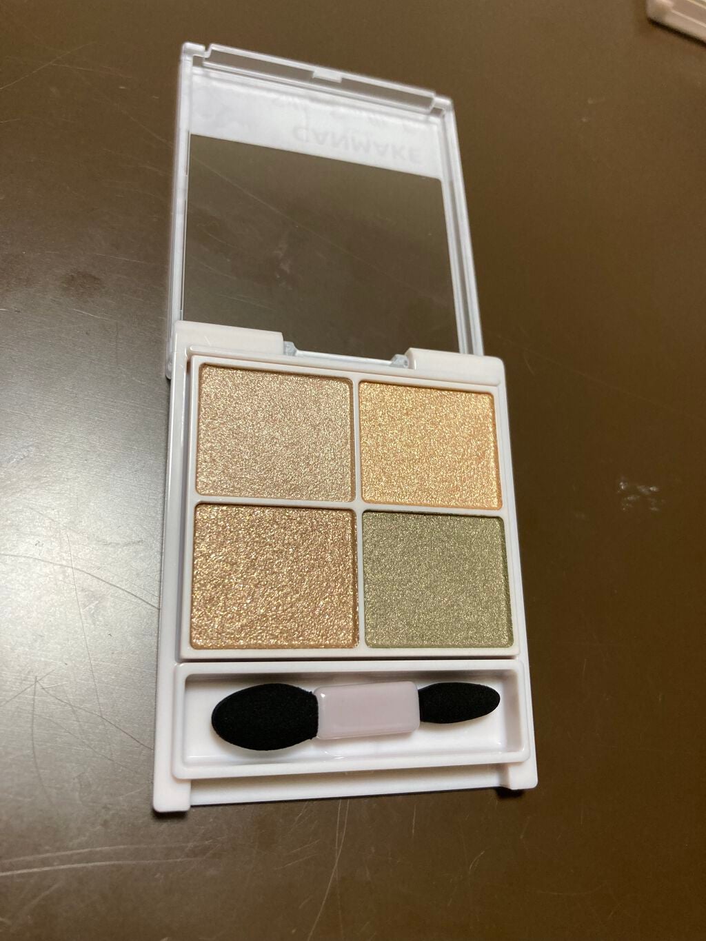 シルキースフレアイズ/キャンメイク/アイシャドウパレットを使ったクチコミ(2枚目)