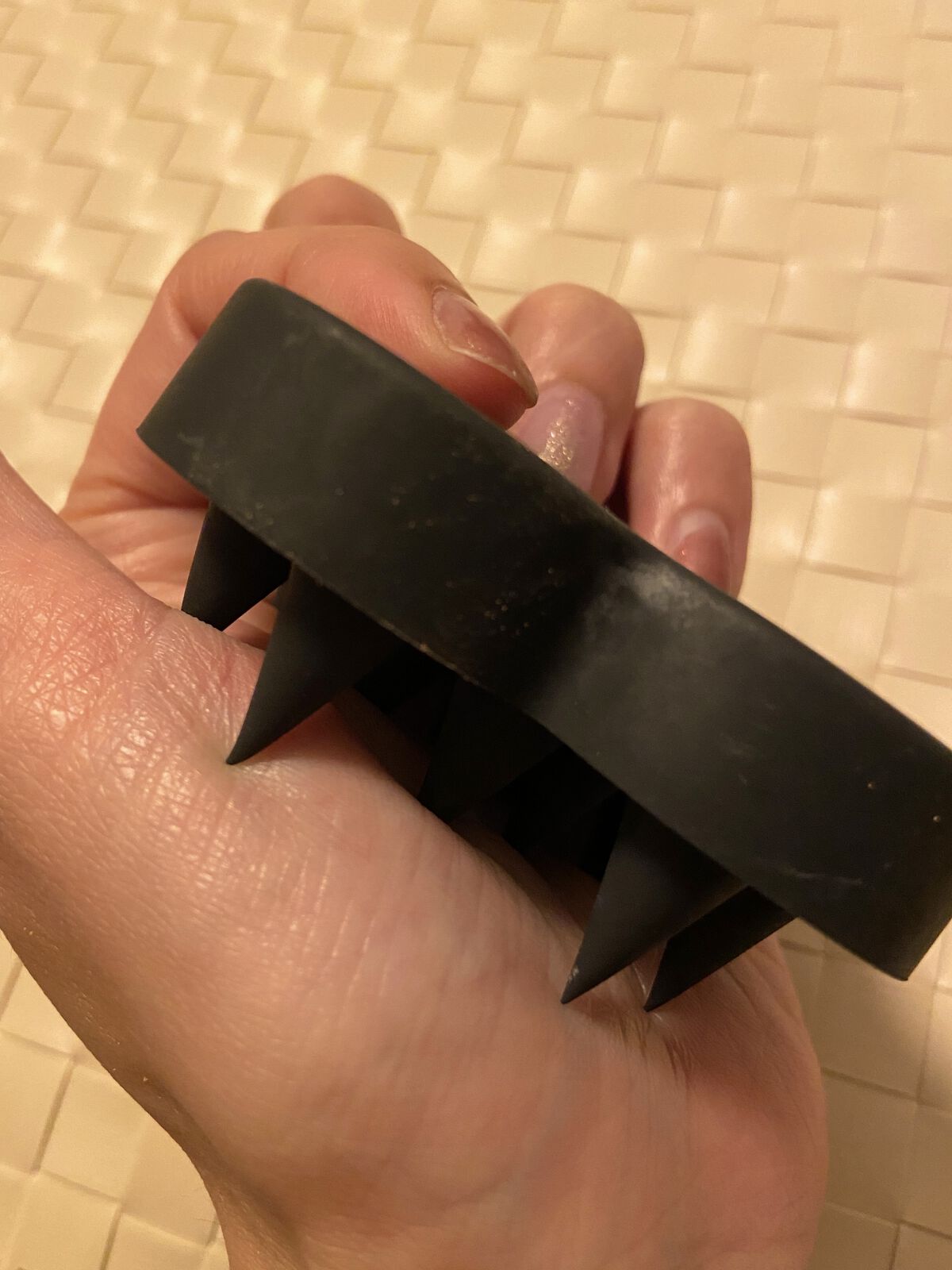 uka scalp brush kenzan/uka/スカルプブラシを使ったクチコミ（2枚目）