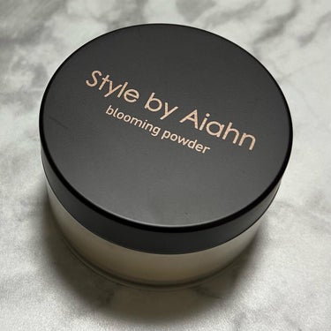 Style by Aiahn Blooming Powder