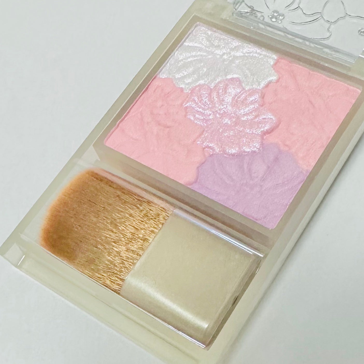 グロウフルールチークス(ブレンドタイプ)/キャンメイク/パウダーチークを使ったクチコミ(2枚目)