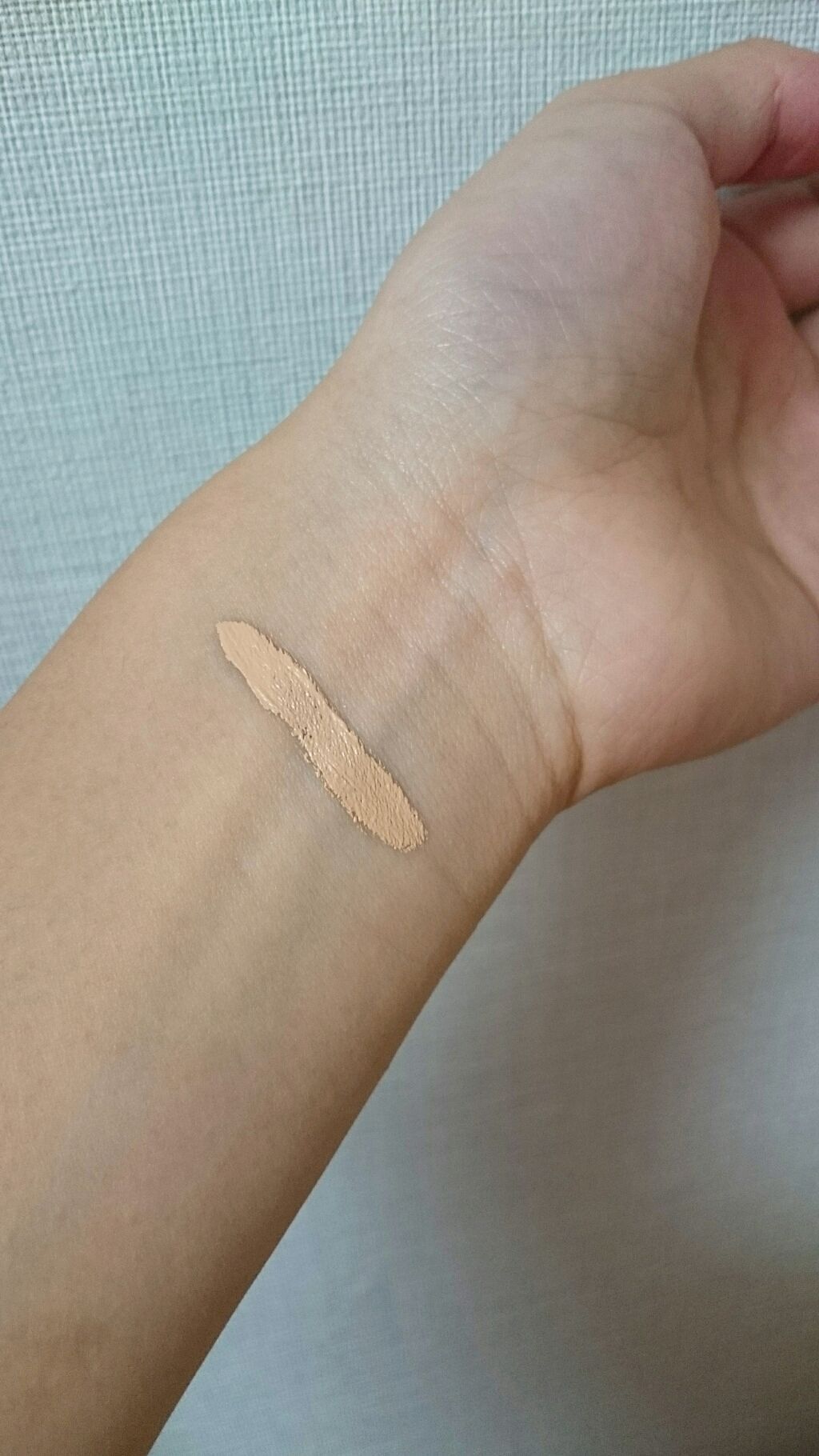 しまむら DNコンシーラーのクチコミ「今日はしまむらで、ディズニーのコスメのコンシーラーを買ってきました！
ラプンツェルです😍アリエ.....」（3枚目）