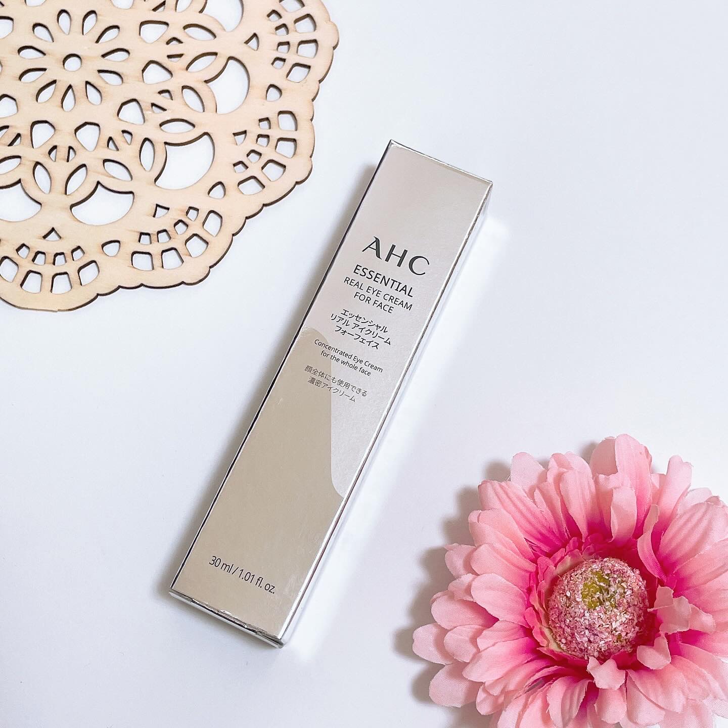 AHC エッセンシャル リアル アイクリーム フォーフェイス セット Amazon.co.jp: AHC(エーエイチシー) エッセンシャル リアル アイ