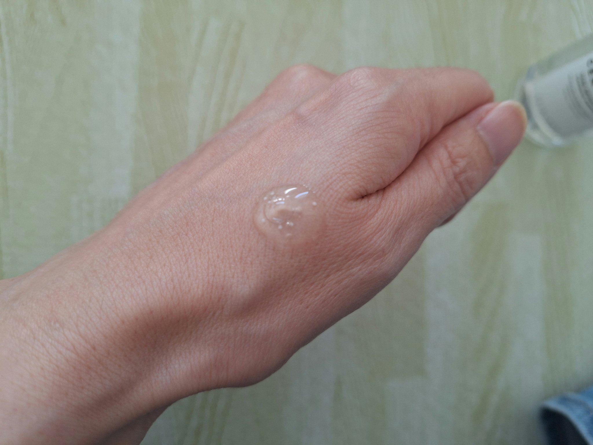 トーンブライトニング カプセルアンプル/SKIN1004/美容液を使ったクチコミ（2枚目）