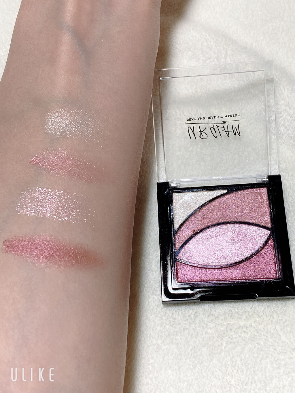 UR GLAM　VELVET EYE COLOR PALETTE/U R GLAM/アイシャドウパレットを使ったクチコミ（1枚目）
