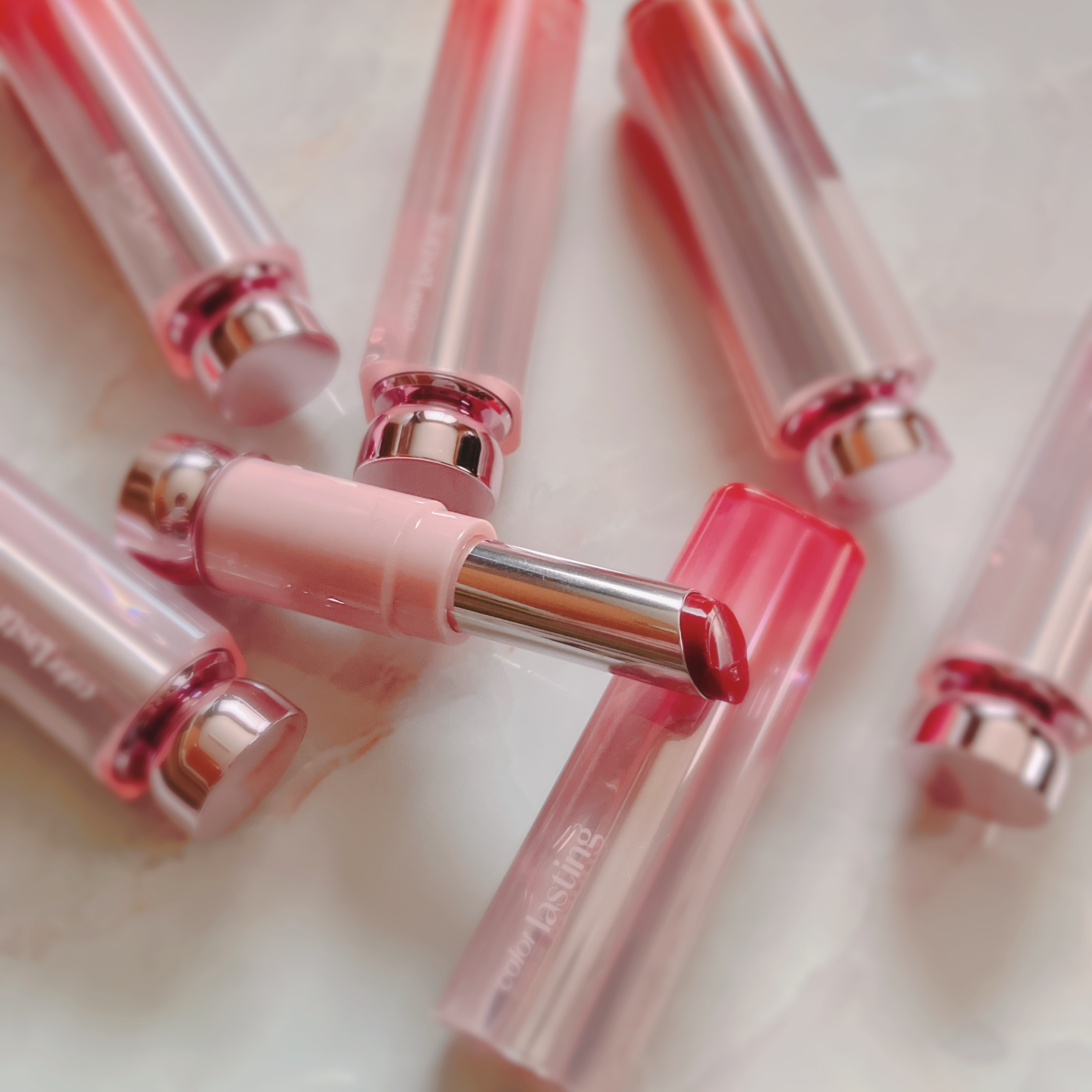 カラーラスティンググロウスティック/ETUDE/口紅を使ったクチコミ（2枚目）