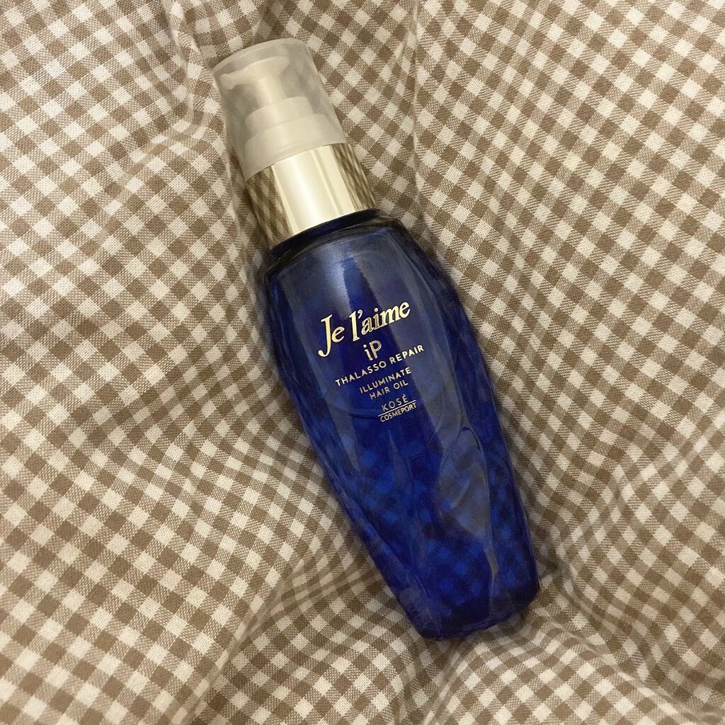 
[ジュレームi Pタラソリペア　イルミネートヘアオイル]
最近リニューアルしたジュレーム❗️ヘアオイルをお試ししてみました~

手に出してみるとかなりサラサラとしていてそのままにしていると手を伝って垂れてきてしまうほどでした💦プッシュす