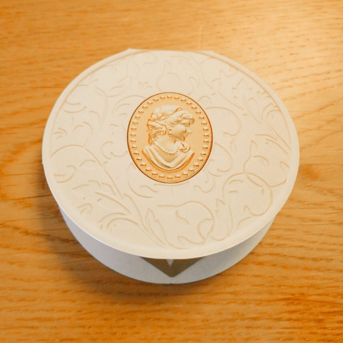 パウダー ファンデーション/レ・メルヴェイユーズ ラデュレ/パウダーファンデーションを使ったクチコミ（1枚目）