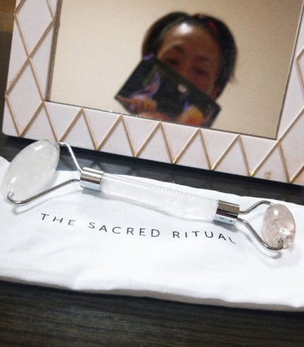 Clear Quartz Facial Roller/THE SACRED RITUAL/スキンケアキットを使ったクチコミ(3枚目)