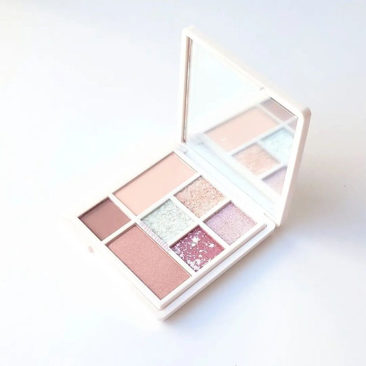 ラブ・ライナー アイカラーパレット ロマンティックブルームコレクション<アイシャドウ>/ラブ・ライナー/アイシャドウパレットを使ったクチコミ(7枚目)