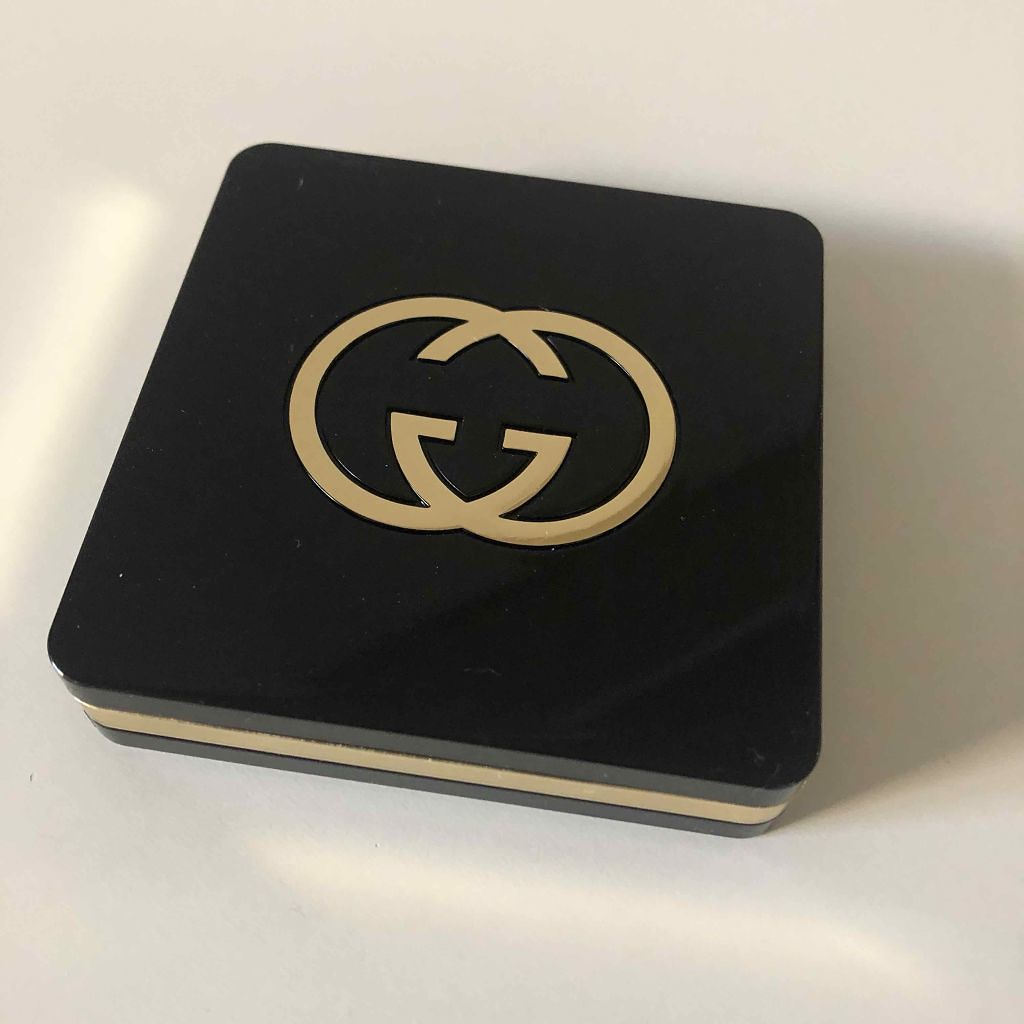 グッチ シアーブラッシングパウダー/GUCCI beauty/パウダーチークを使ったクチコミ(2枚目)