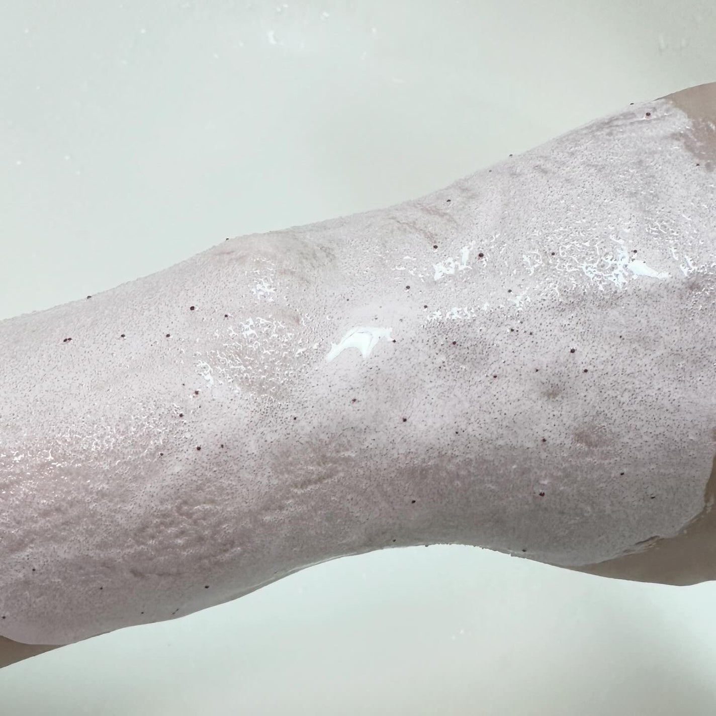 ダヴ ふわとろ クリーミースクラブ チェリー&アプリコットミルク/ダヴ/ボディスクラブを使ったクチコミ(6枚目)