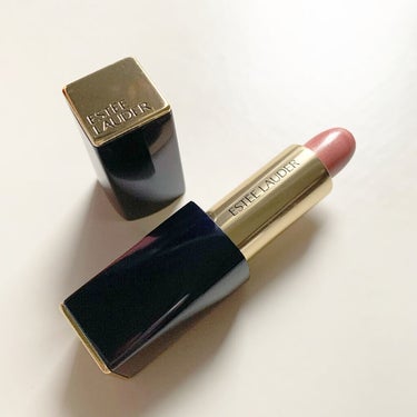 ESTEE LAUDER ピュア カラー エンヴィ ハイラスター リップスティックのクチコミ「☑︎ esteelauder
　ピュアカラー エンヴィ
　ハイラスターリップスティック 107.....」（2枚目）