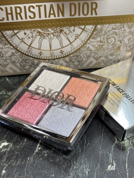 あなたはどっち派?Dior・WAKEMAKEのハイライトを徹底比較 あなたはどっち派?Dior・WAKEMAKEのハイライトを徹底比較