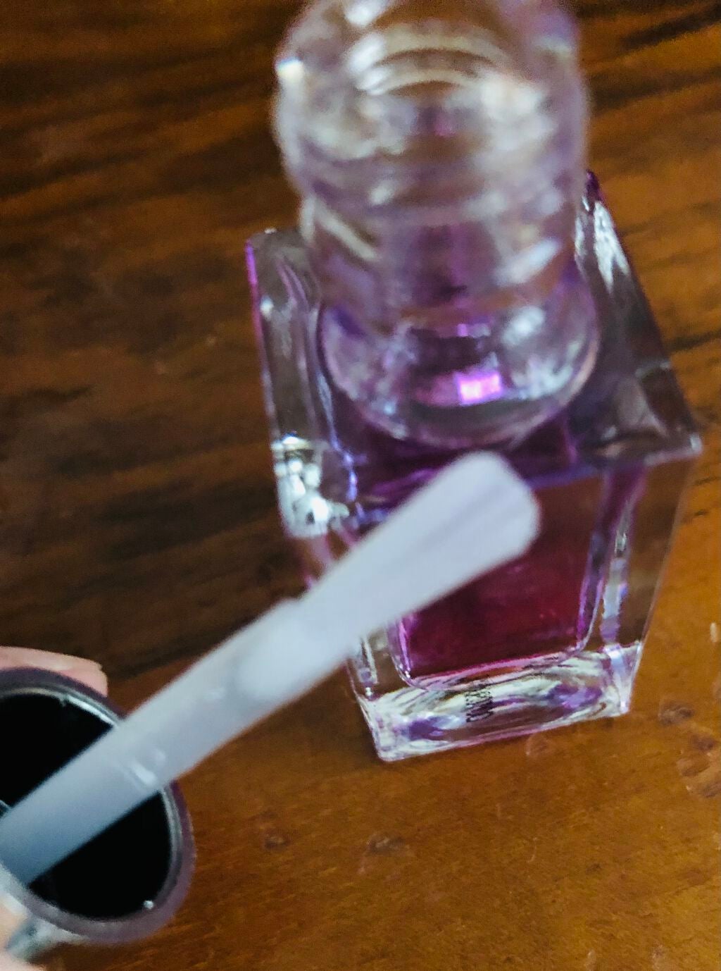 SARA on LIPS 「ダイソーのネイルオイルの3種類有る中の1種類を買って見ました。..」(2枚目)