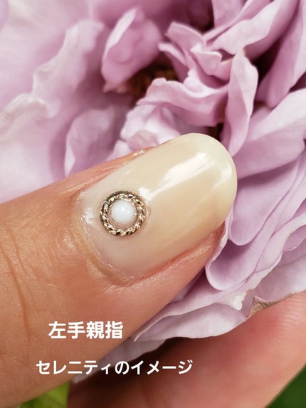 土木系おねいさん on LIPS 「セーラームーンのイメージでネイル。世代なので、大好きなんです…..」(4枚目)