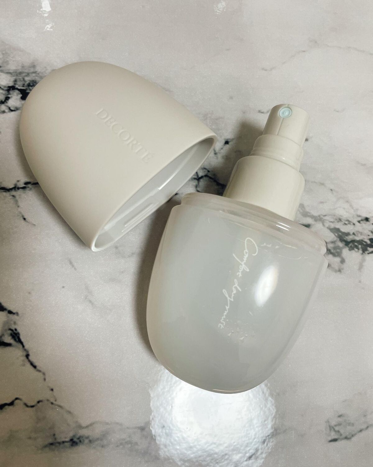 コンフォート デイミスト バランシング モイスチュア/DECORTÉ/ミスト状化粧水を使ったクチコミ(2枚目)