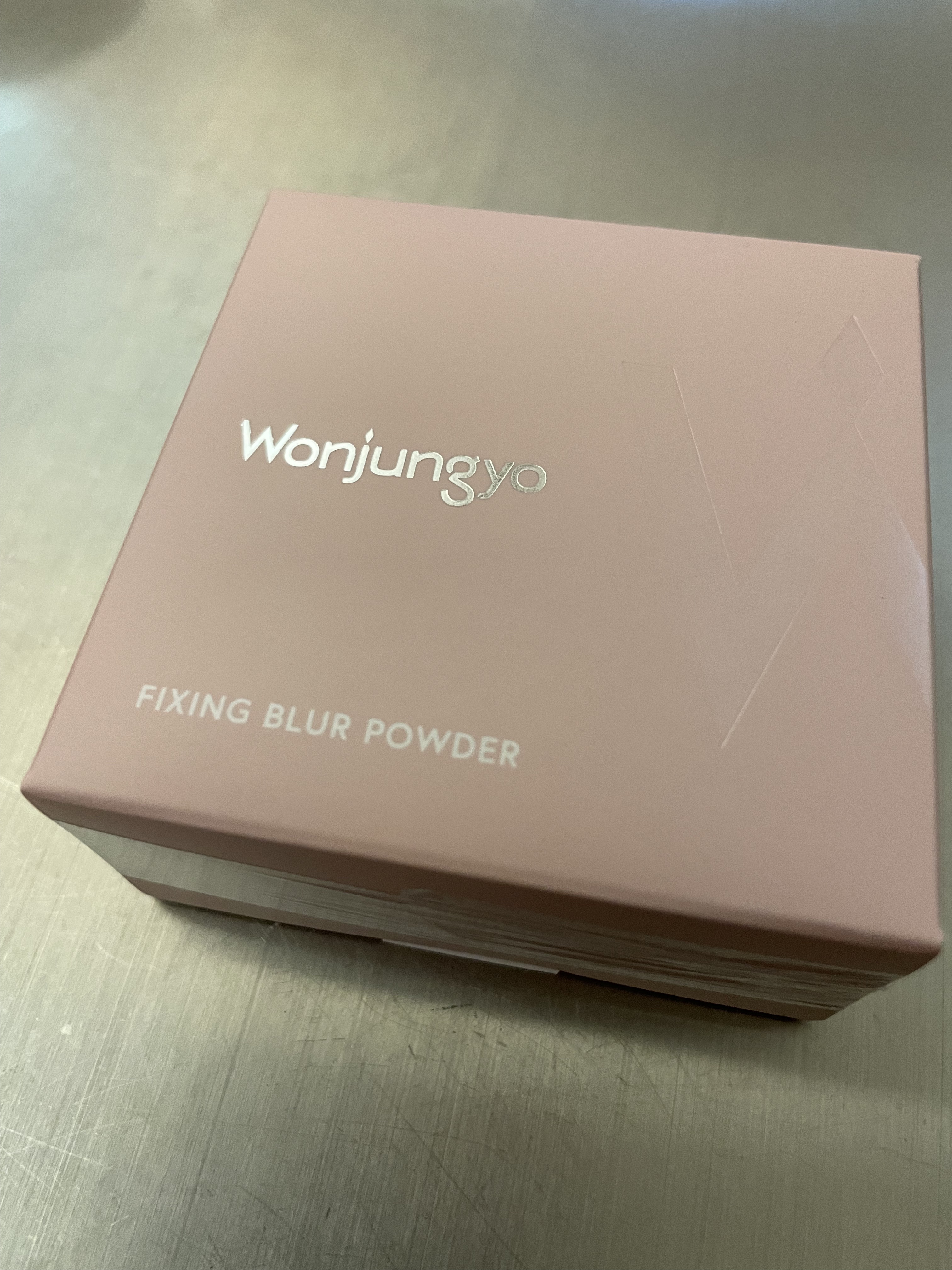 ウォンジョンヨ フィクシングブラーパウダー N 03 プレーンラベンダー/Wonjungyo/ルースパウダーを使ったクチコミ（3枚目）