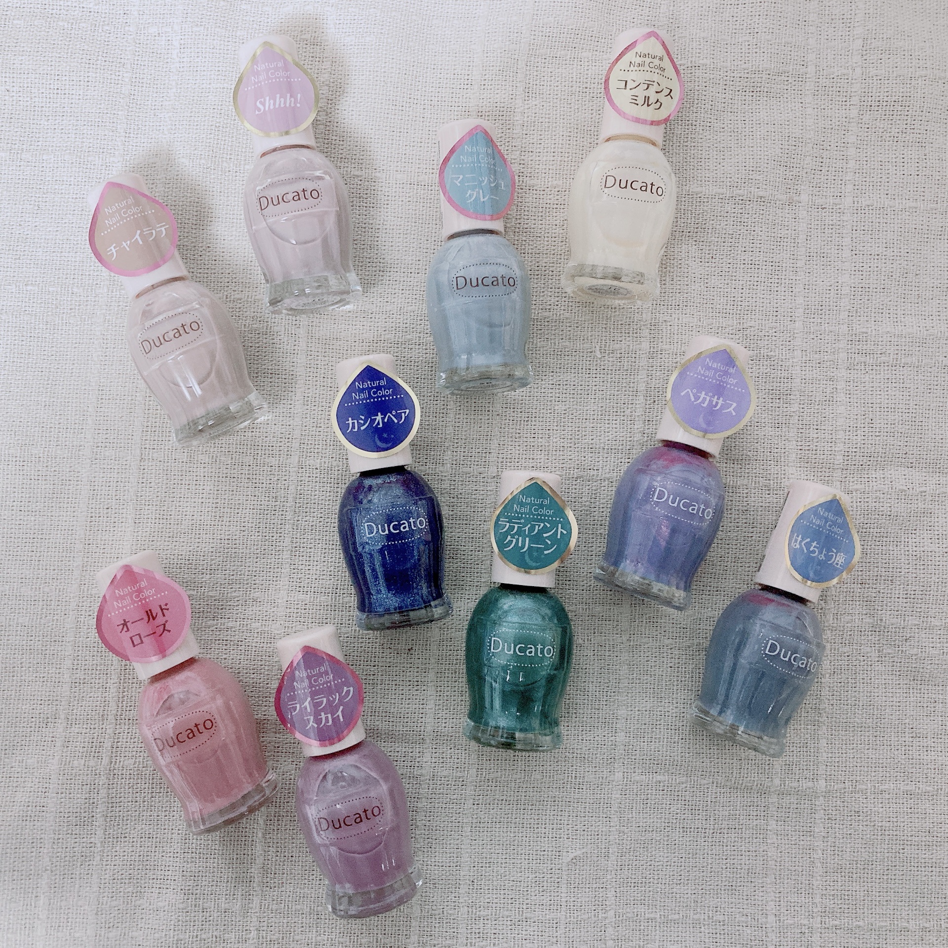 ナチュラルネイルカラーN 176 ラディアントグリーン(限定)/デュカート/マニキュアを使ったクチコミ（1枚目）