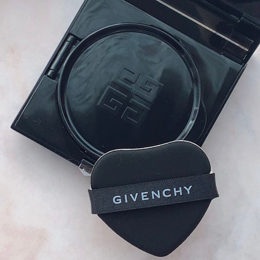 タン・クチュール・クッション/GIVENCHY/クッションファンデーションを使ったクチコミ(2枚目)