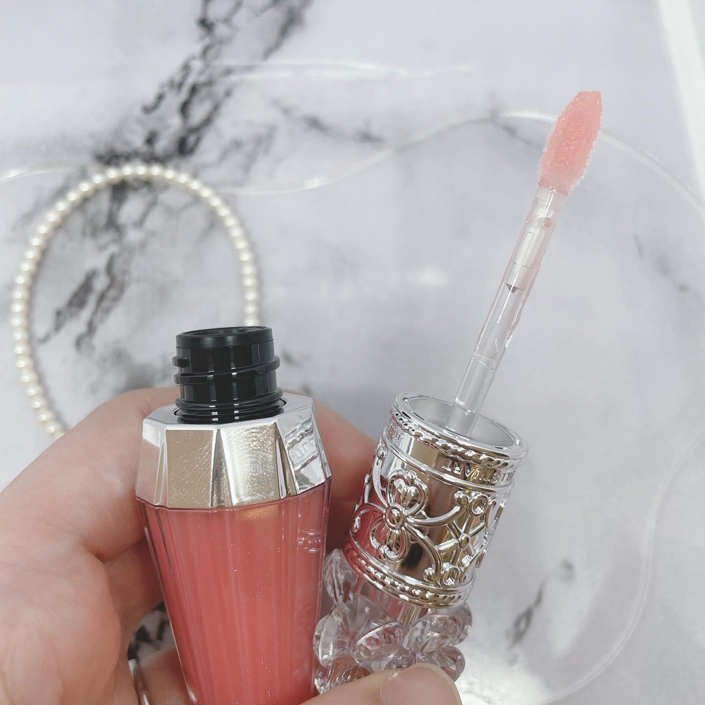 ジルスチュアート クリスタルブルーム リップブーケ セラム/JILL STUART/リッププランパーを使ったクチコミ(5枚目)