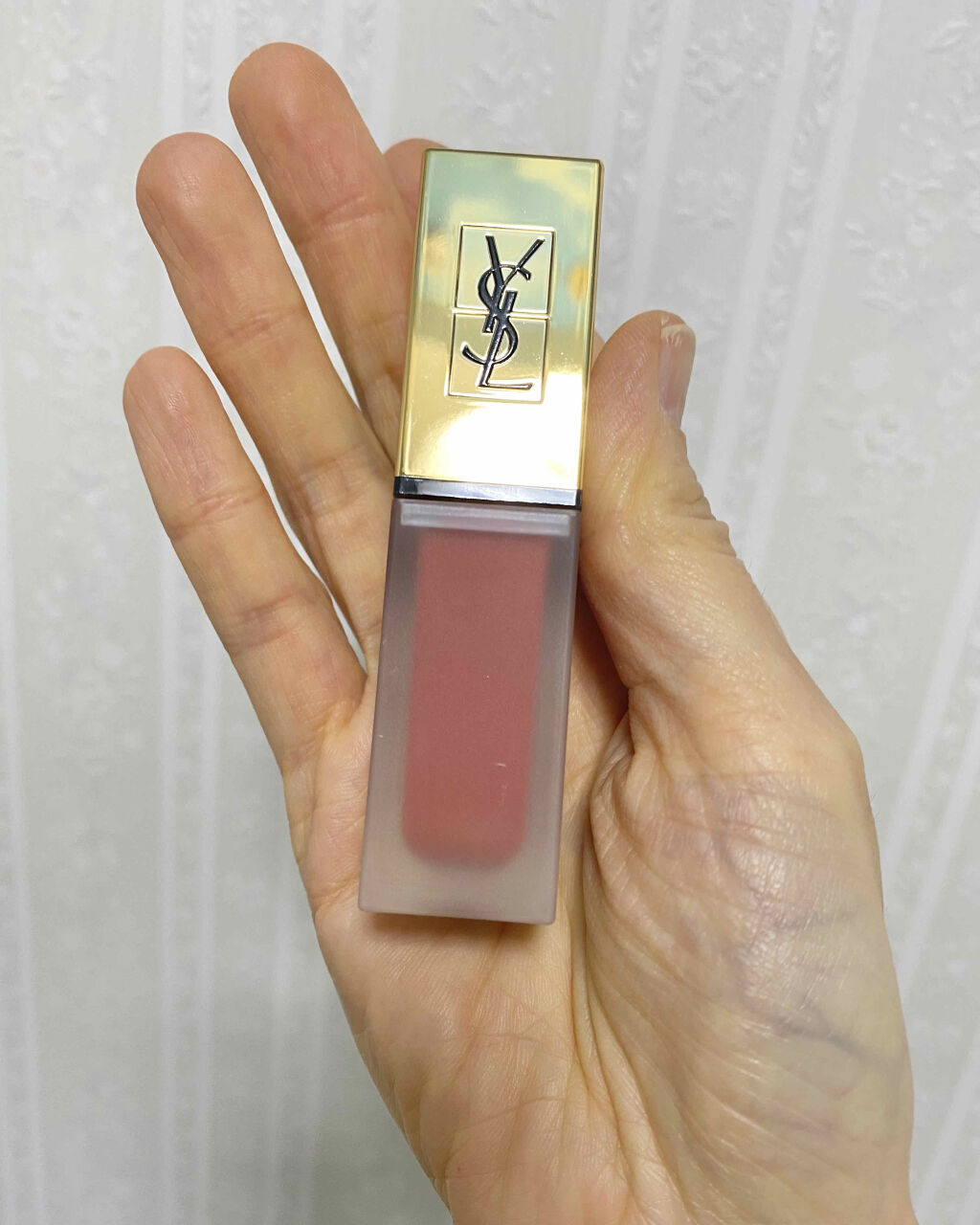 タトワージュ クチュール No.39 アウトランディッシュヌード/YVES SAINT LAURENT BEAUTE/口紅を使ったクチコミ（1枚目）