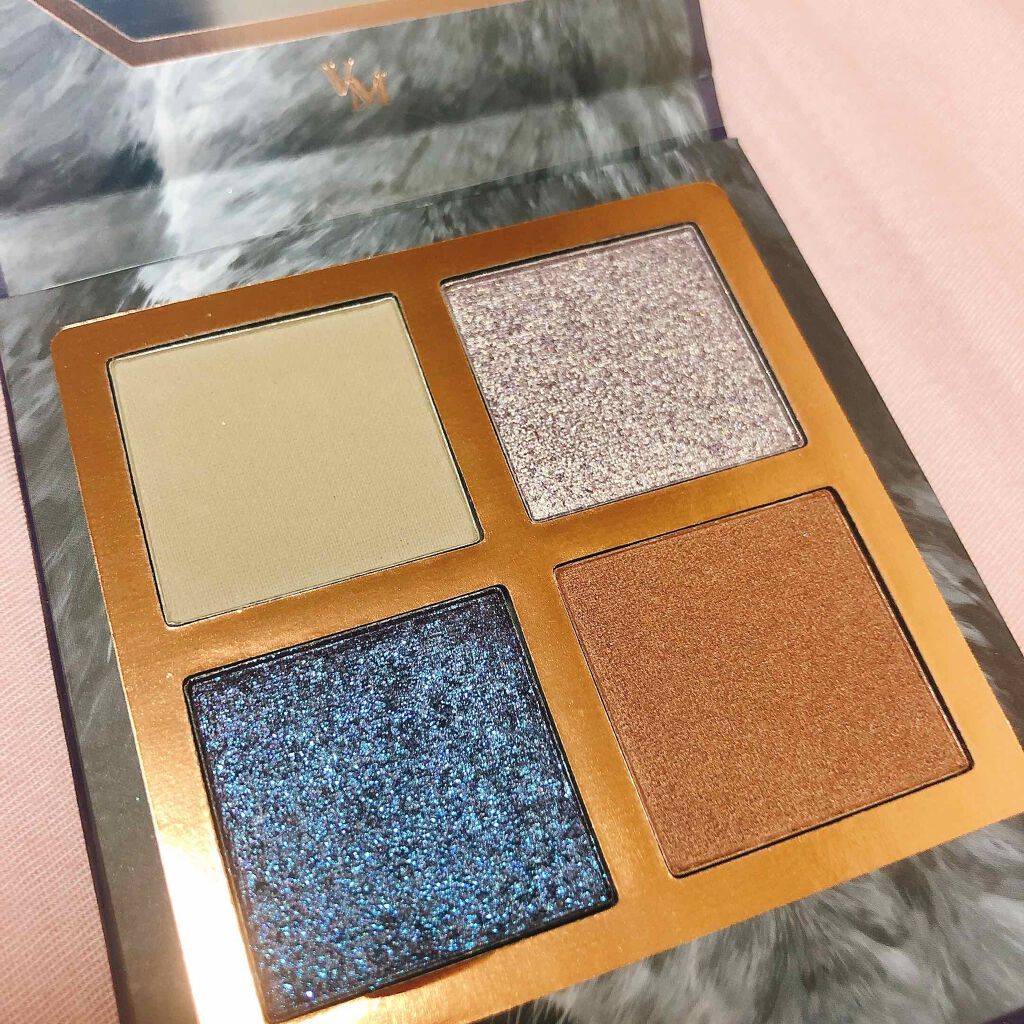 買ったモノ！
ロフトで購入〜
ほとんど売り切れてたけど青ラメが綺麗だったからこれにした！
ラメがとっても綺麗🥺✨

発色がすごくいいから指より筆のがいいかも？
ラメ飛びもしそうだけど許せる可愛さ！

#ヴィーナスマーブル
 #ガチレビュー