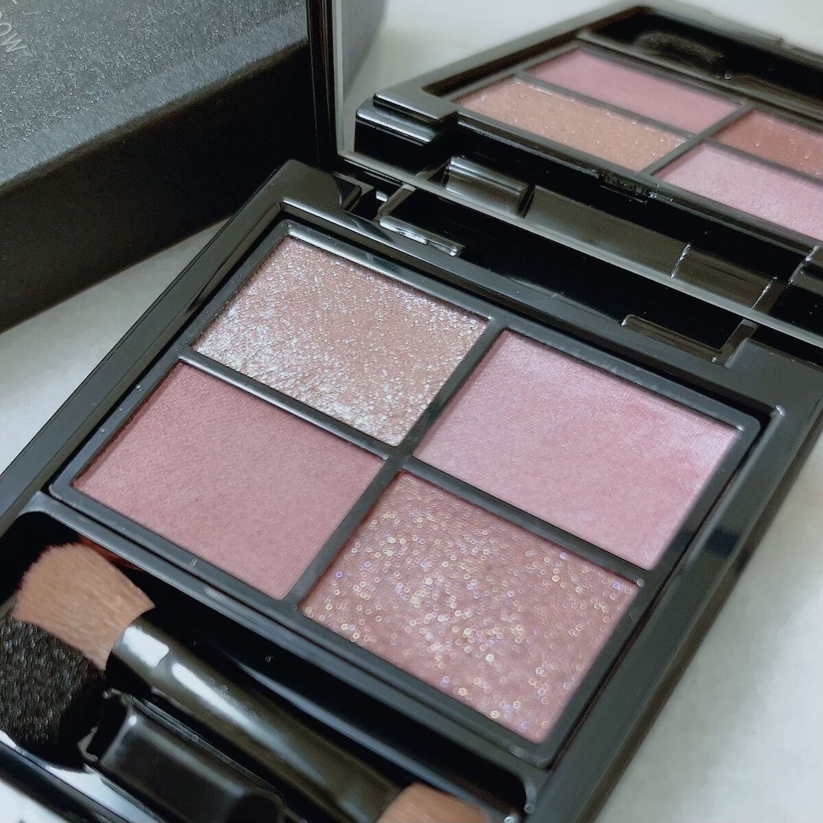 ミネラルクラッシィシャドー/エトヴォス/アイシャドウパレットを使ったクチコミ（2枚目）