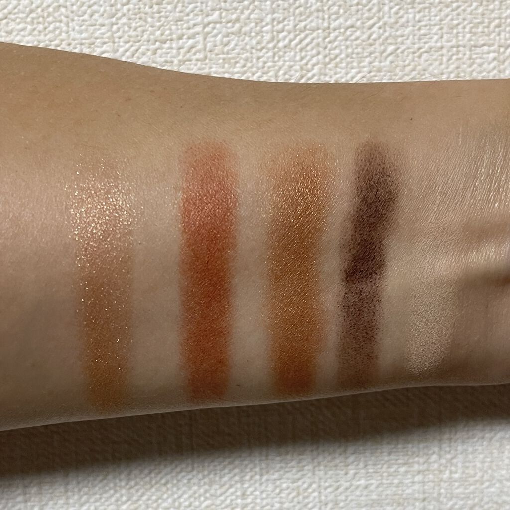 エッセンシャル マルチカラー アイシャドウパレット クランベリースパイス（限定色）/BOBBI BROWN/アイシャドウパレットを使ったクチコミ（3枚目）