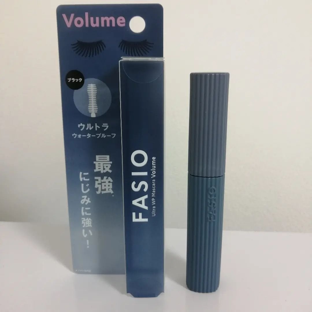 lili on LIPS 「『ファシオ ウルトラWPマスカラ』(ボリューム)ウルトラウォー..」(1枚目)