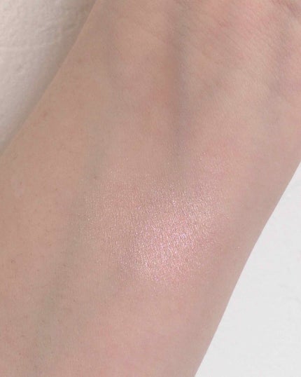 ディオールスキン ミネラル ヌード ルミナイザー パウダー<グロウ バイブス>/Dior/プレストパウダーを使ったクチコミ(3枚目)