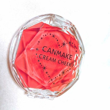 ☆CANMAKE クリームチーク 16 アーモンドテラコッタ
税込 626円

この色人気でLIPSでも沢山紹介されていますよね。私も3軒ドラッグストアやバラエティショップを回ってやっと見つけました！
