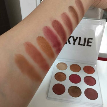 KYSHADOW/Kylie Cosmetics/アイシャドウパレットを使ったクチコミ（2枚目）