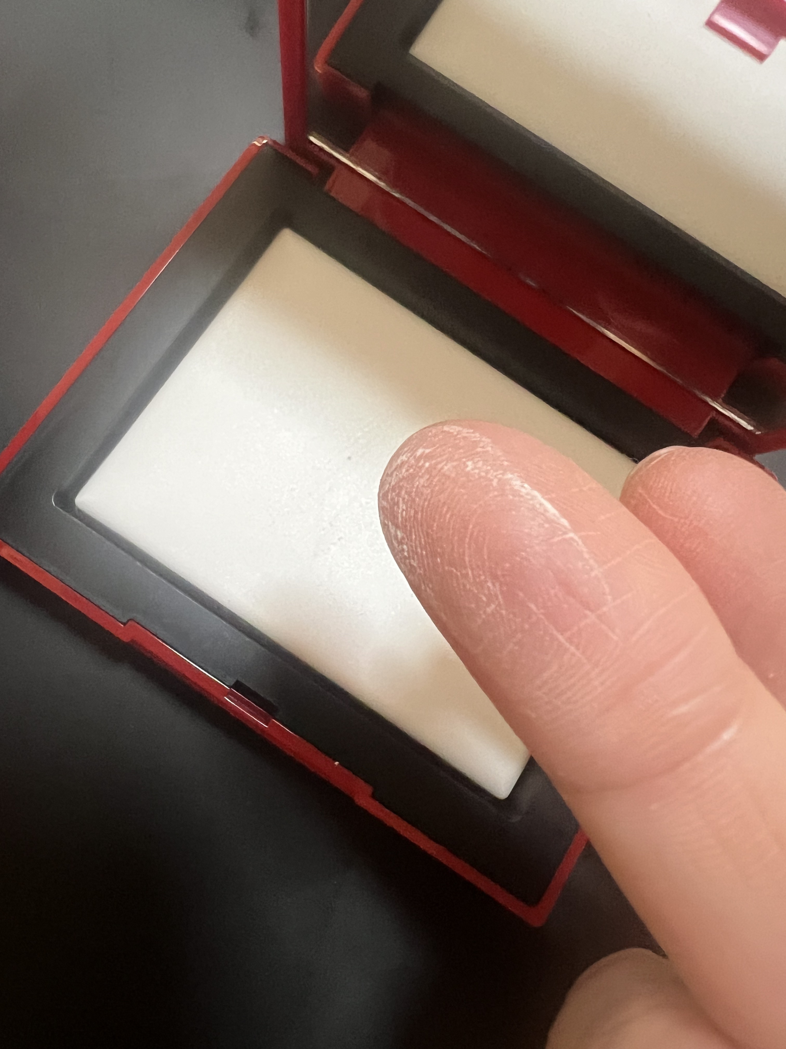 ライトリフレクティングセッティングパウダー　プレスト　N 00359(限定パッケージ)/NARS/プレストパウダーを使ったクチコミ（3枚目）