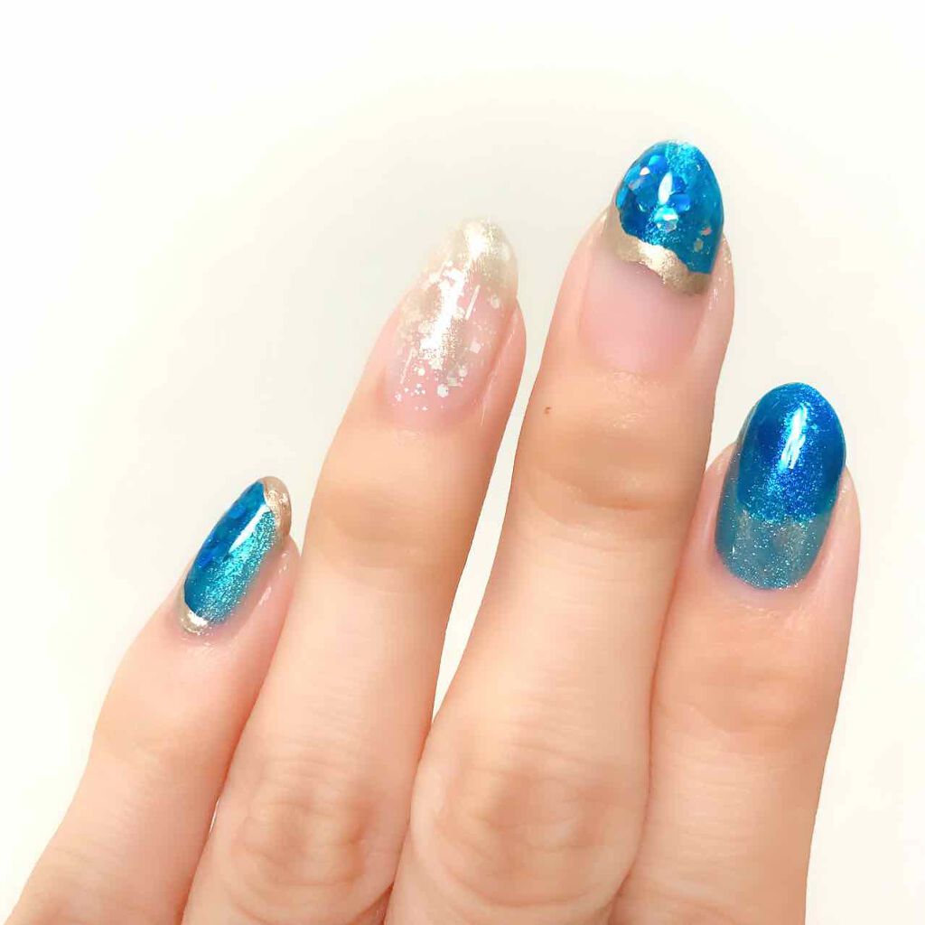 カラフルネイルズ/キャンメイク/マニキュアを使ったクチコミ(3枚目)