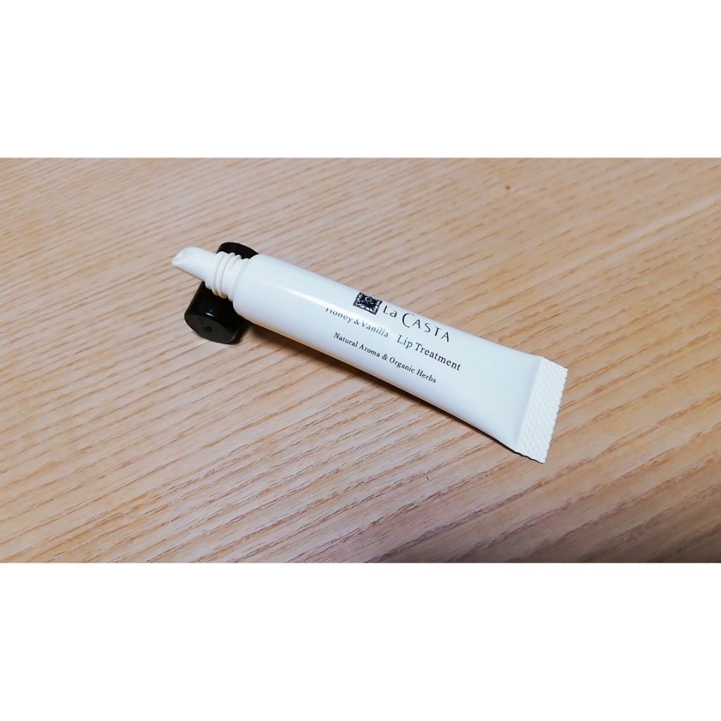 ラ･カスタ ハニー&バニラ リップトリートメント/ラ・カスタ/リップケアを使ったクチコミ（2枚目）