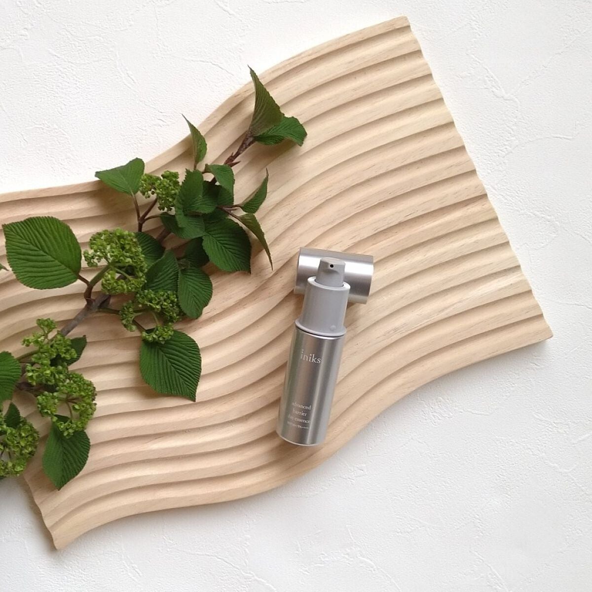 アドバンスバリア デイエッセンス/iniks/日焼け止めローションを使ったクチコミ(3枚目)