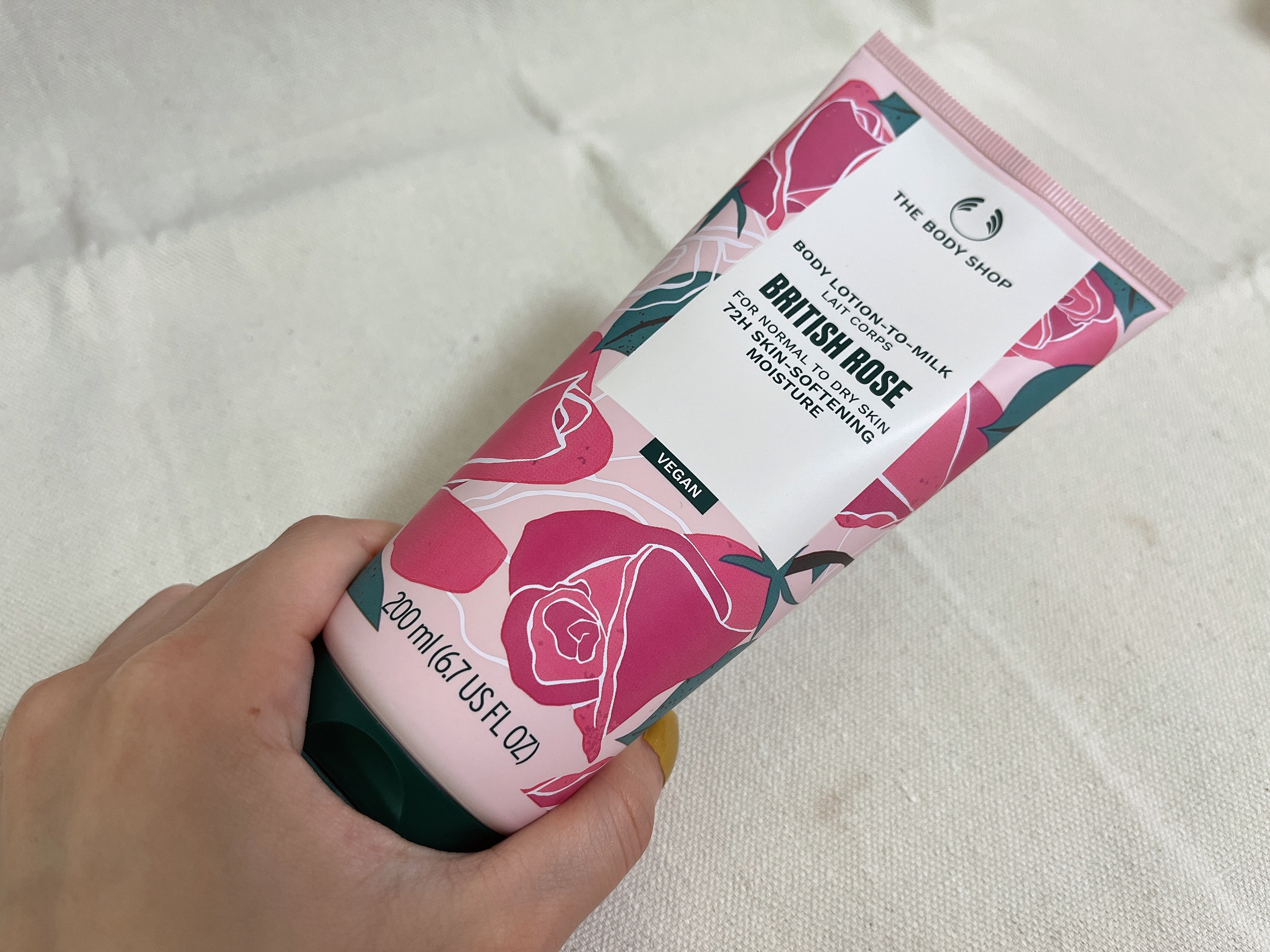 ミルクイン ボディローション ブリティッシュローズ/THE BODY SHOP/ボディローションを使ったクチコミ（2枚目）