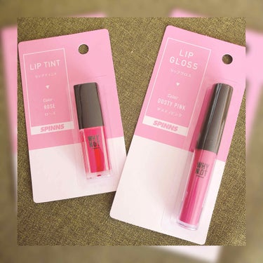 可愛過ぎ🥺💗
パケ買い100均アイテム💄😘

こんにちは！
毎回久しぶりの投稿に😭

昨日ふらっと寄った100均で目に入った
コスメコーナー👯‍♀️
可愛過ぎるパッケージに釘付け👀💗

1番惹かれたティ