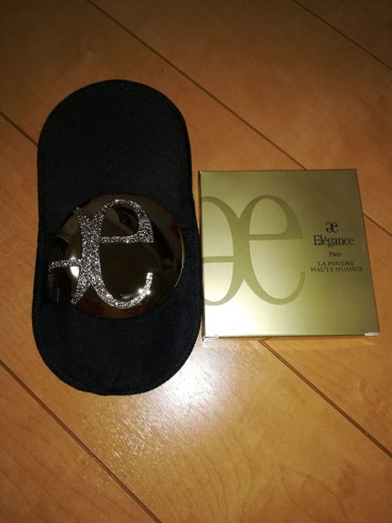 ラ プードル オートニュアンス/Elégance/プレストパウダーを使ったクチコミ(4枚目)