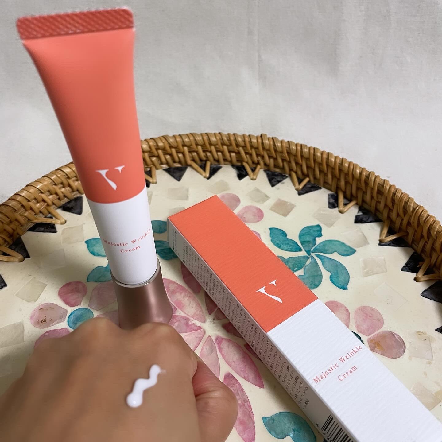 Vマジェスティックリンクルクリーム/H＆BC/フェイスクリームを使ったクチコミ（1枚目）