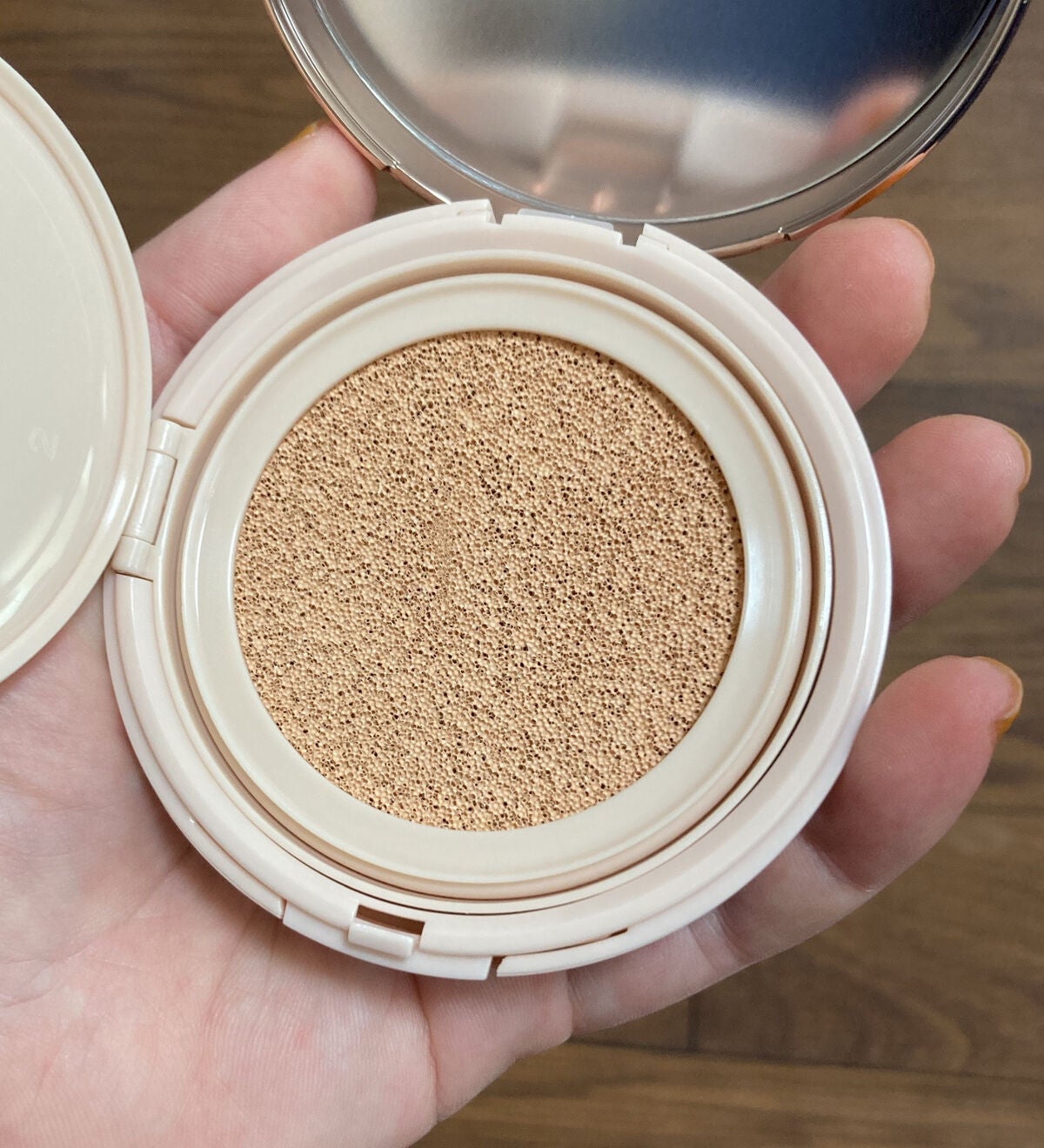 密着カバークッション/GIVERNY/クッションファンデーションを使ったクチコミ(3枚目)