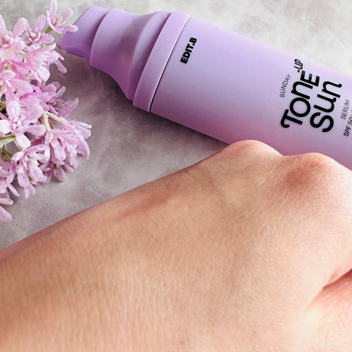 サンデートーンアップサンセラム/EDIT.B/美容液を使ったクチコミ(4枚目)