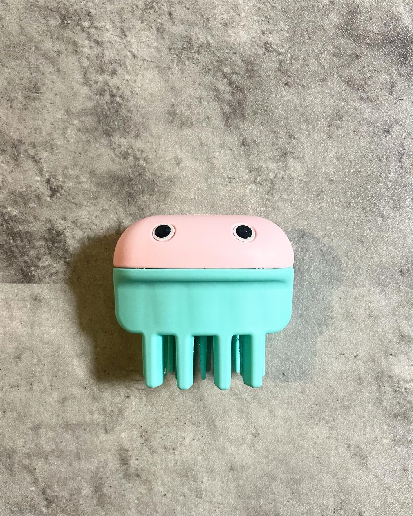 namugi122 on LIPS 「ヘアカットモンスター😈かんたんヘアカットブラシ このヘアカット..」(1枚目)