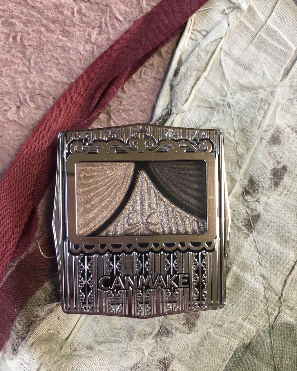 ジューシーピュアアイズ/キャンメイク/アイシャドウパレットを使ったクチコミ（1枚目）