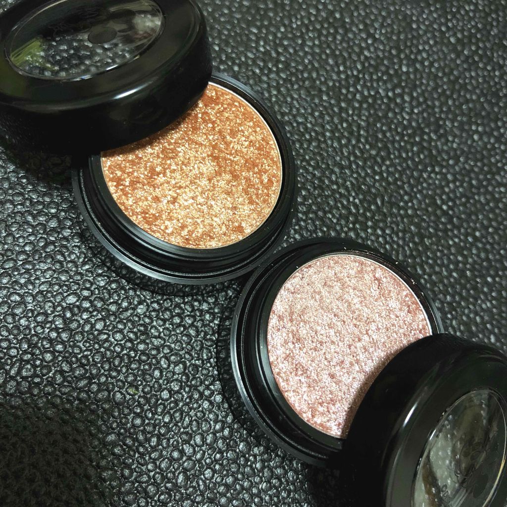 アイシャドウ パールピグメント/ディズニーストア/単色アイシャドウを使ったクチコミ（2枚目）