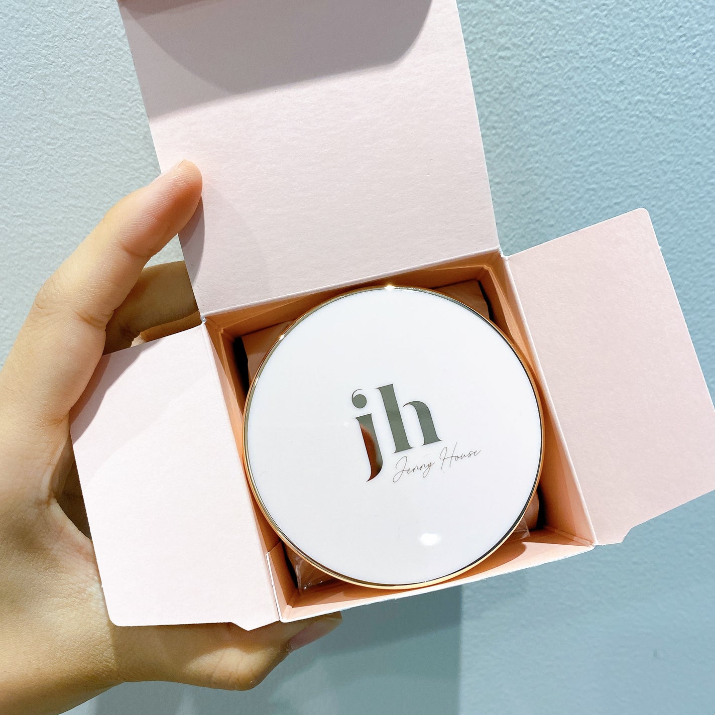 ウルトラフィットセラムクッション/jenny house/クッションファンデーションを使ったクチコミ(1枚目)