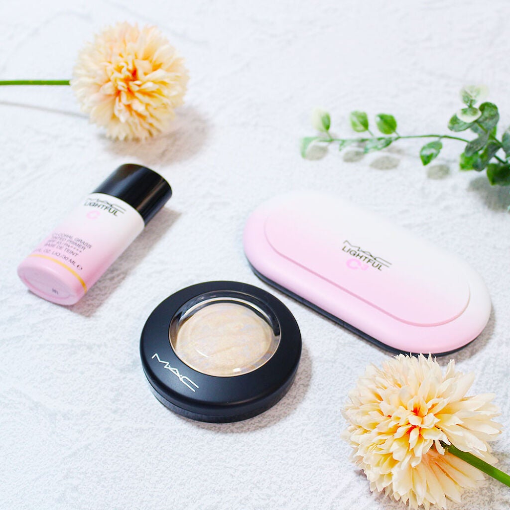 ライトフル C+ティンティッド プライマーSPF45(PA++++)/M・A・C/化粧下地を使ったクチコミ(3枚目)