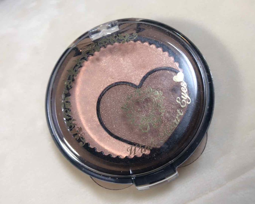 KiSS ウインクハートアイズのクチコミ「キス ウィンクハートアイズ 03 アーモンドブラウン🥜

こちらのアイシャドウは
クリームアイ.....」（3枚目）