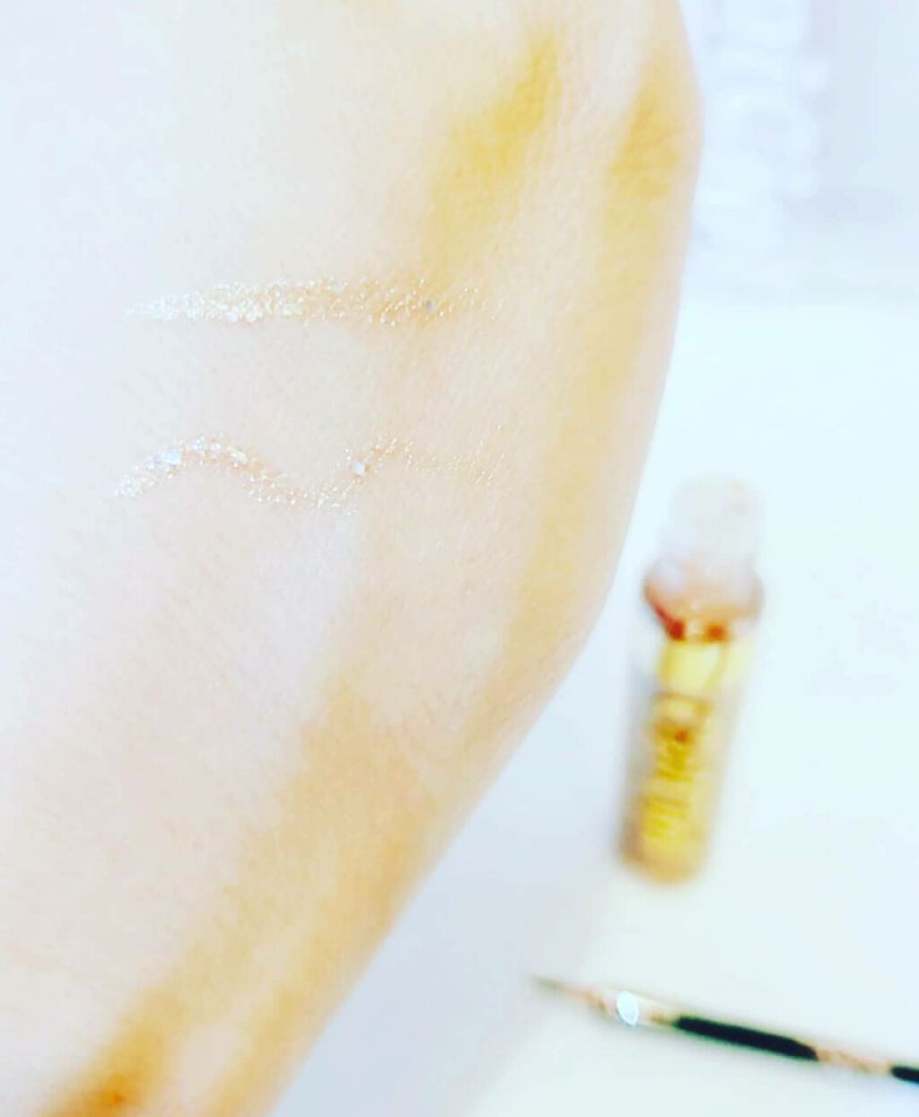 グリッターイルミネーションライナー/CipiCipi/リキッドアイライナーを使ったクチコミ(3枚目)