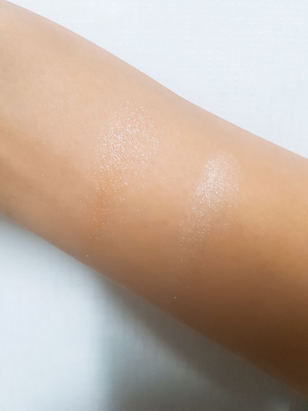 スキン イルミネイティング パウダー デュオ/TOM FORD BEAUTY/プレストパウダーを使ったクチコミ(2枚目)